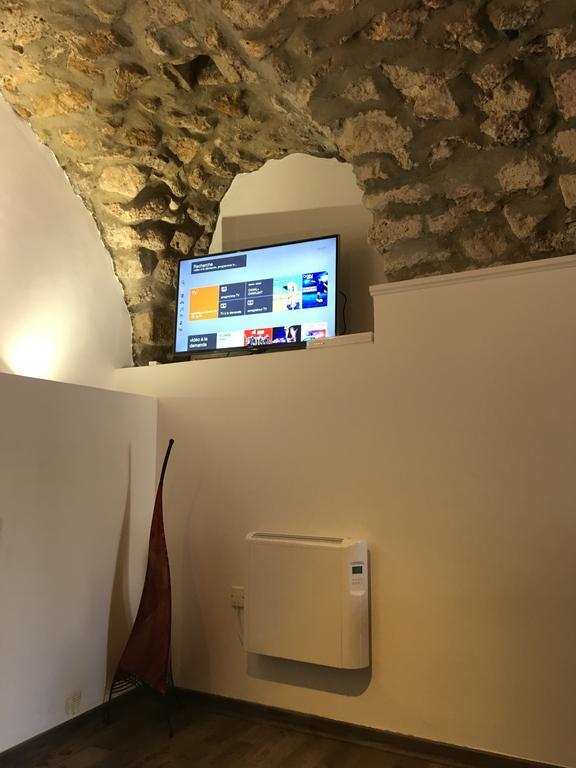 La Grotte Apartment La Garde Adhemar Ngoại thất bức ảnh