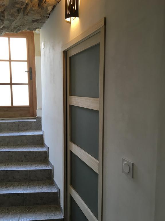 La Grotte Apartment La Garde Adhemar Ngoại thất bức ảnh